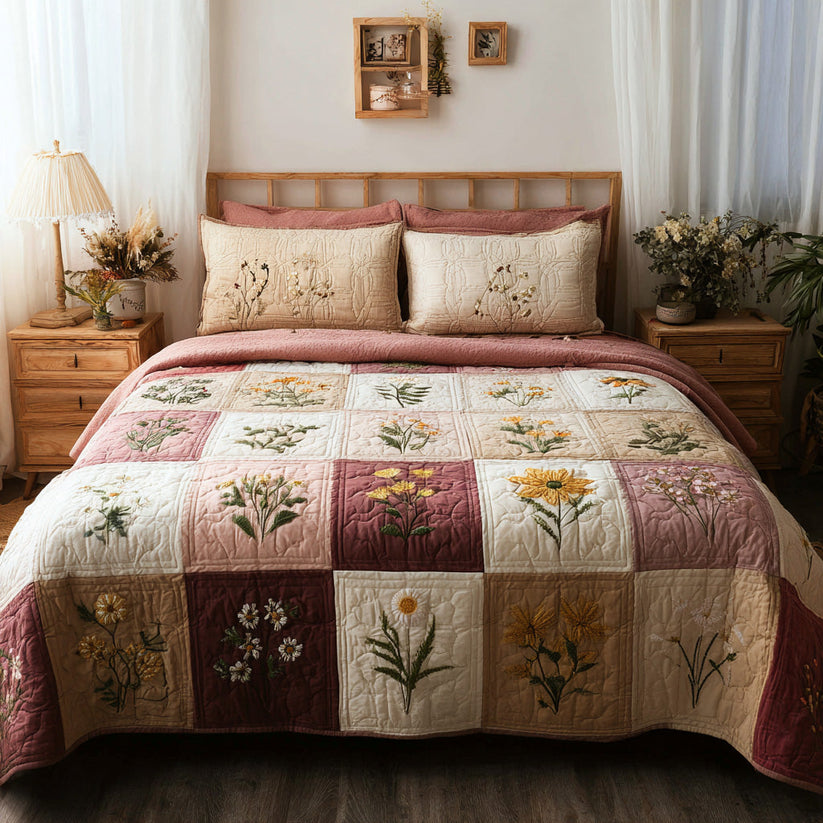 Rose Cottage Quilted Bedding Set QV13
