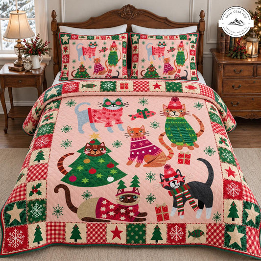 Festive Christmas Cats Quilted Bedding Set TN248