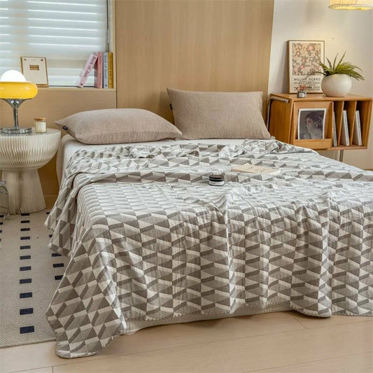 Modern Geometric Pattern Gray White Cotton 3 Layer Gauze Quilt LD20